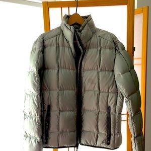Eddie Bauer, premium goose fill,  women’s parka.